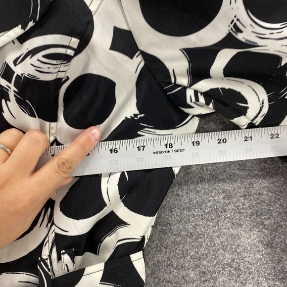 MetroStyle Coat Women 8 Black Geometric Collared Belted Long Sleeve Button Lined - Picture 6 of 8